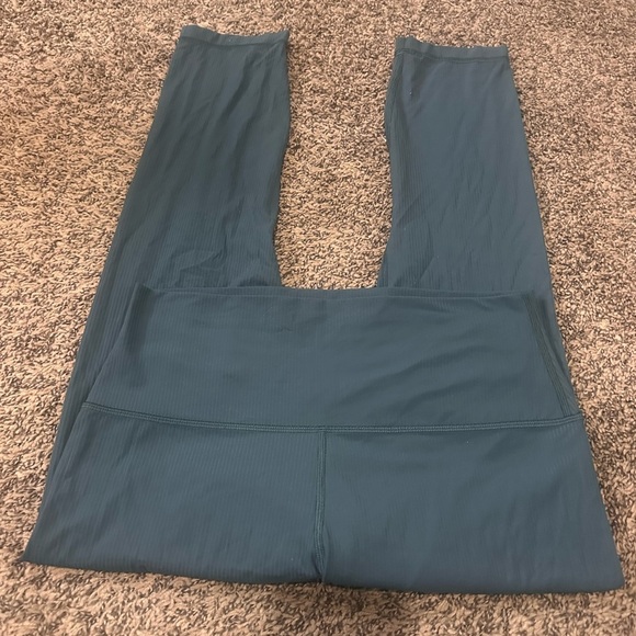 Lululemon Align Ribbed High-Rise Pant 25" Green Jasper Women's Size 10 - Picture 3 of 5